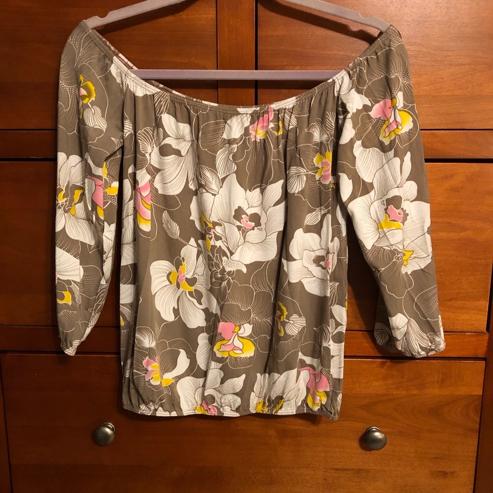 Ava sky top Brooklyn. Size small
